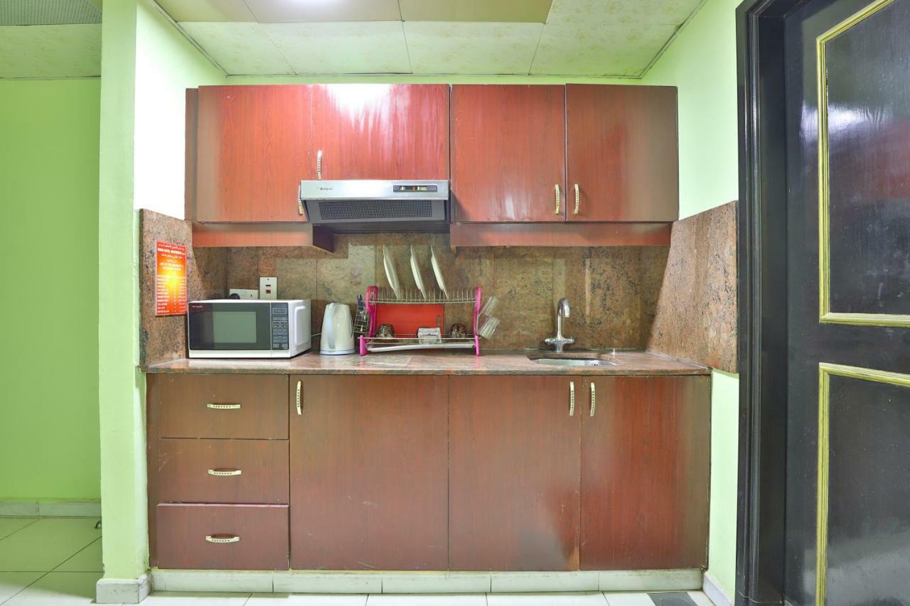 Oyo 261 Remas Hotel Apartment Ντουμπάι Εξωτερικό φωτογραφία